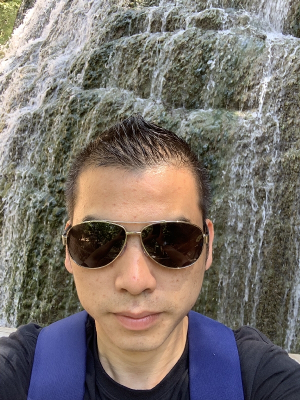 高兴的第二张照片--沙县婚介网
