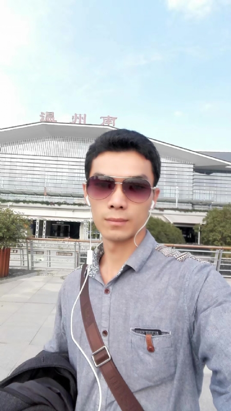错把真心喂了狗的第三张照片--沙县婚介网