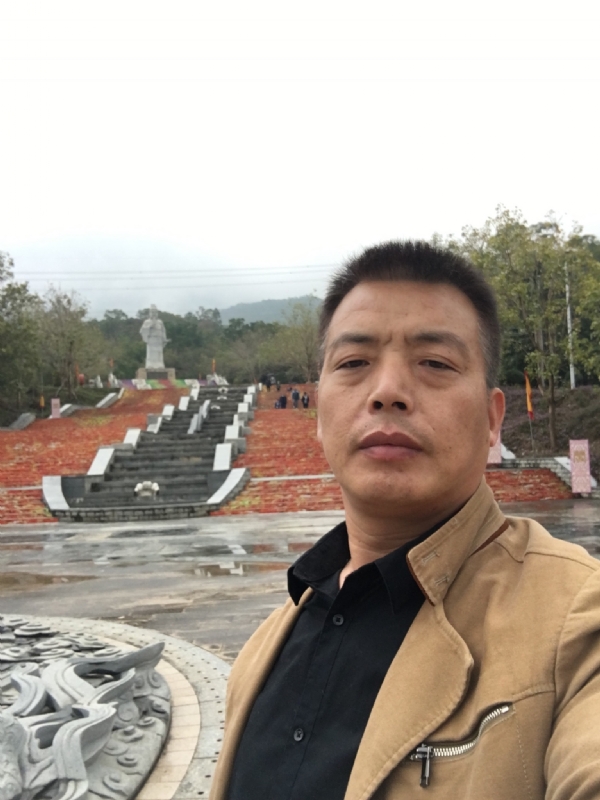 开心的松鼠的第二张照片--沙县婚介网