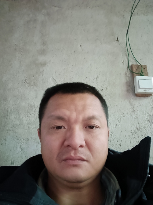 兰成龙的第三张照片--沙县婚介网